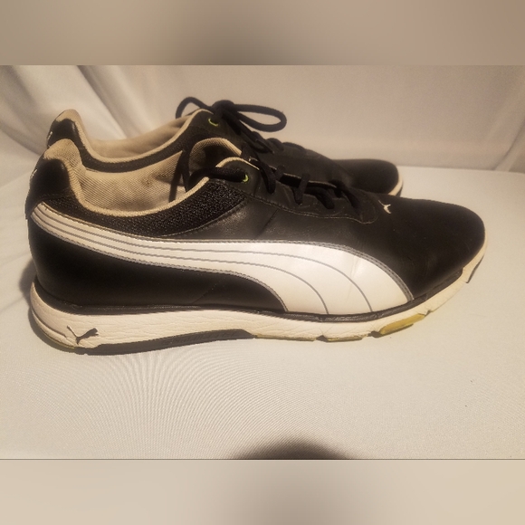 MEN PUMA TURF SOCCER SHOES SIZE 12 Black White - Picture 6 of 8